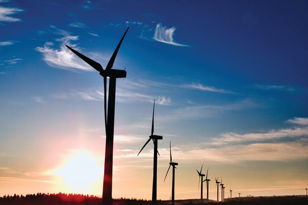 vindmølle række solnedgang-1-2