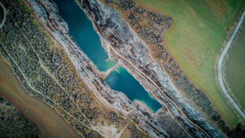 jerry-kavan-Je2XZIleHGw-unsplash-1-1